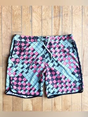 Nike 6.0 Plaid Board Shorts Pink Blue Surf Swim Trunks Size 36 (Large)